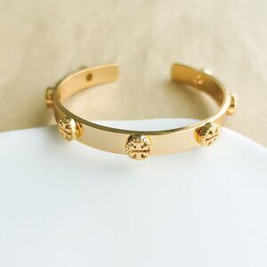 Tory Burch Logo Cuff Bracelet | Milgrain | Gold